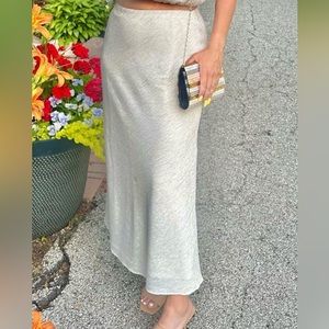 Abercrombie Crinkle Texture Column Skirt in Cream Size L